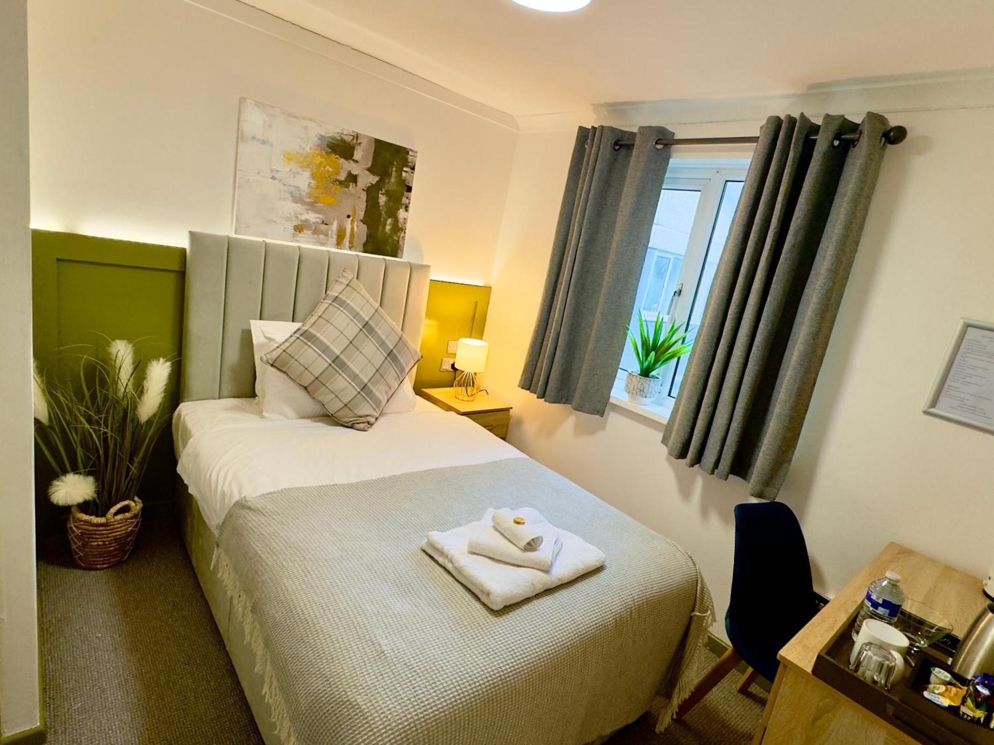 Coastal Park Accommodation Llanelli Eksteriør billede